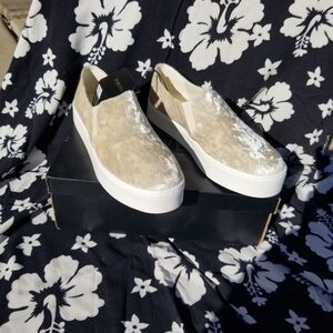 Forever 21 Ivory Velvet Slip On Shoes